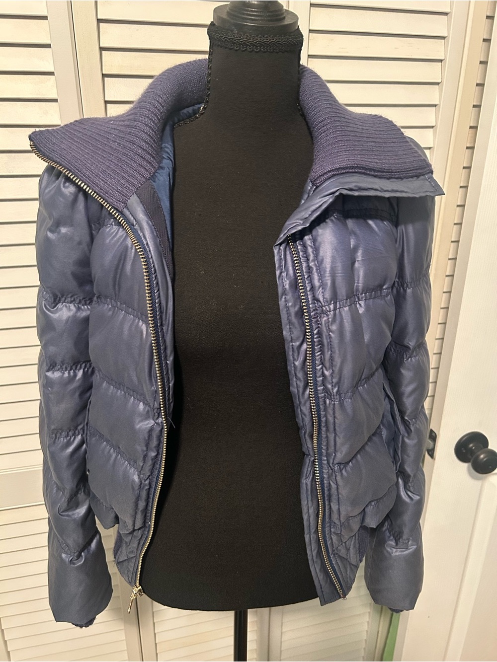 Juicy Couture Navy Quilted Puffer Jacket with Ribbed Collar